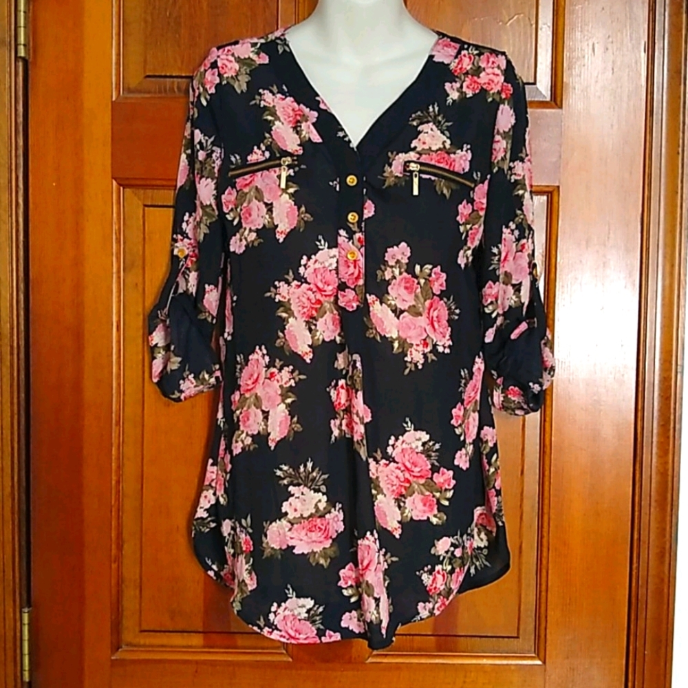 NWT Rue21 floral tunic blouse Sz S